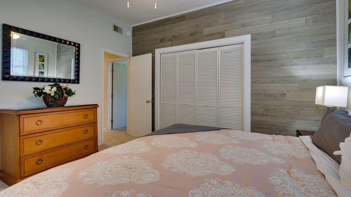 Halcyon Hangout-Mins To Downtown-Ping Pong-Pets Savannah Exteriér fotografie